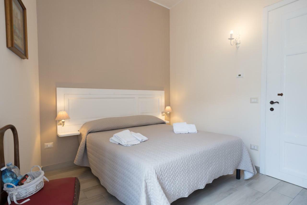 B&B Supportico Lopez Naples Exterior photo